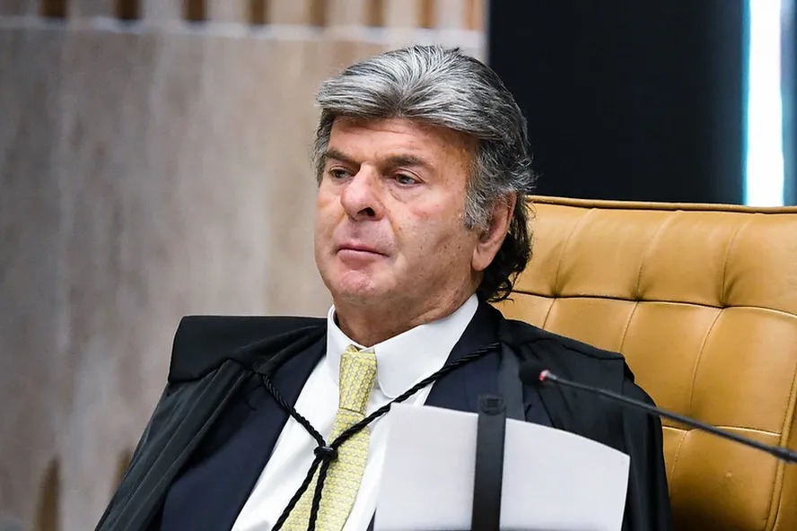 Fux autoriza inquérito para investigar Nikolas Ferreira por chamar Lula de "ladrão"