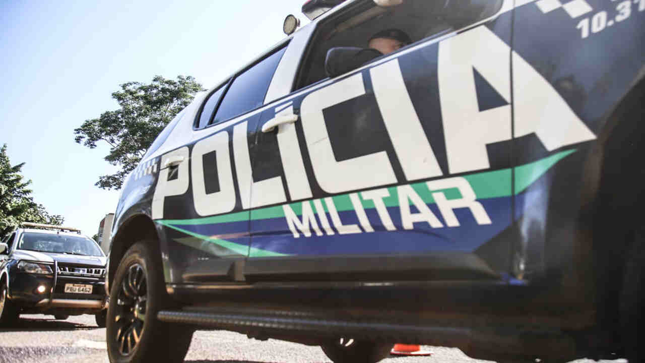 Motociclista embriagado tenta dar soco em sargento da PM durante abordagem no Tijuca